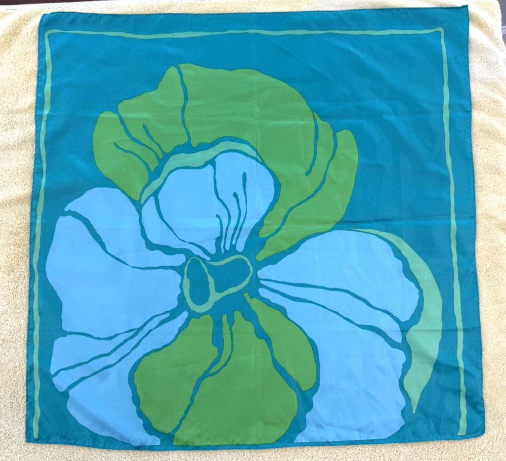 Vintage 1973 Totes Rain Scarf Water Repellent Floral Design Aqua & Green 27'x27"